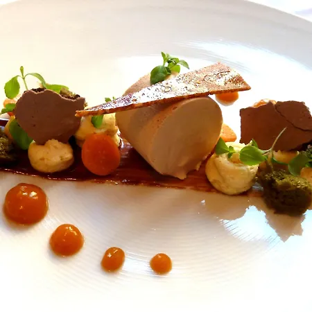 Goldener Hahn 3*